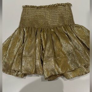 Queen of sparkles gold foil shorts size small